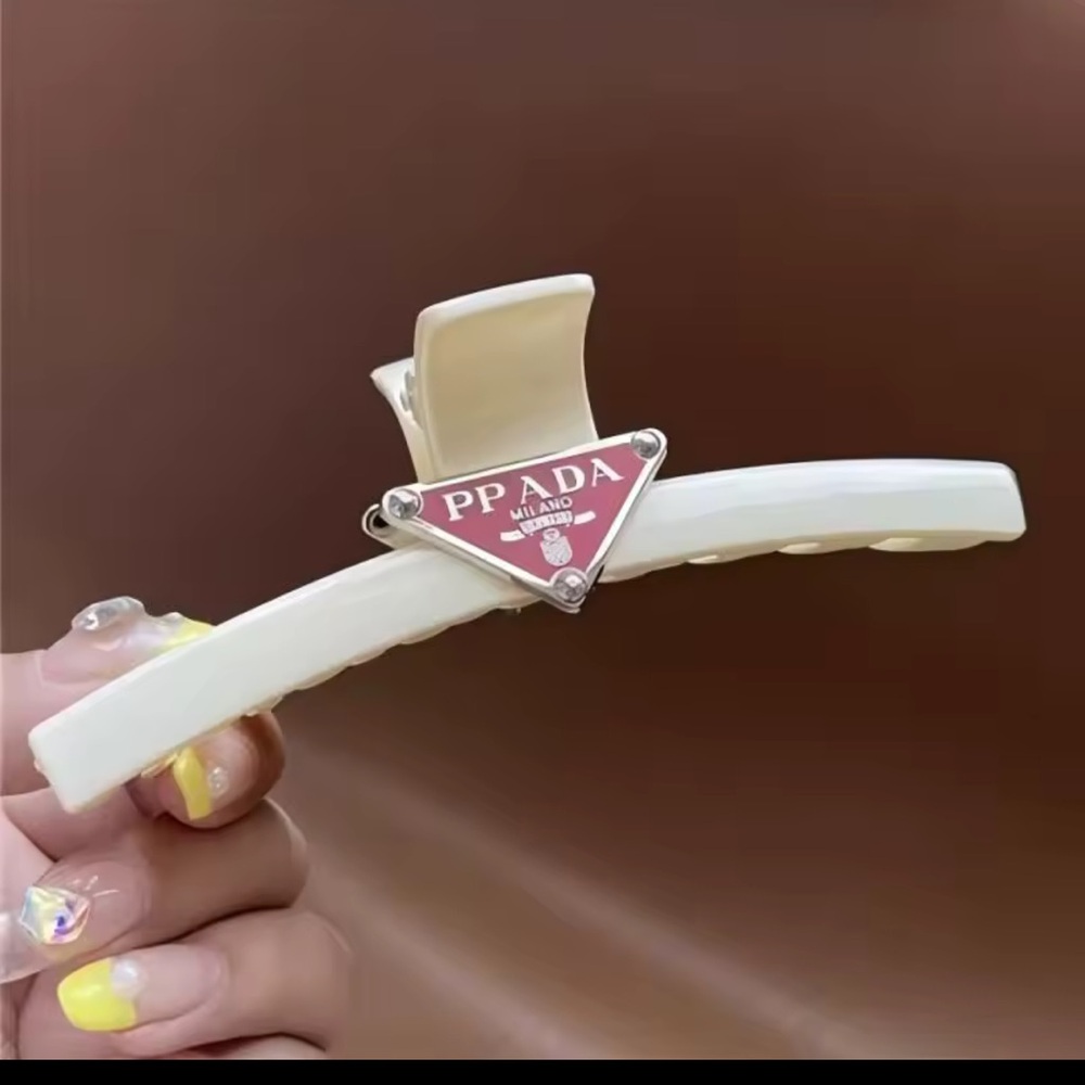 White /pink Claw clip
